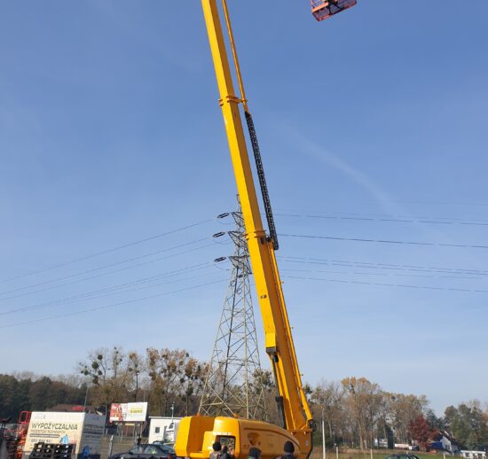 Elektros JLG 1250 AJP