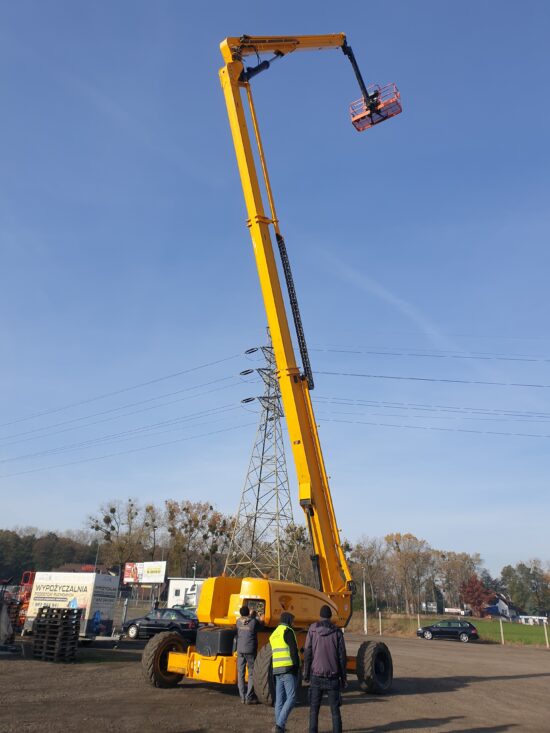 Elektros JLG 1250 AJP